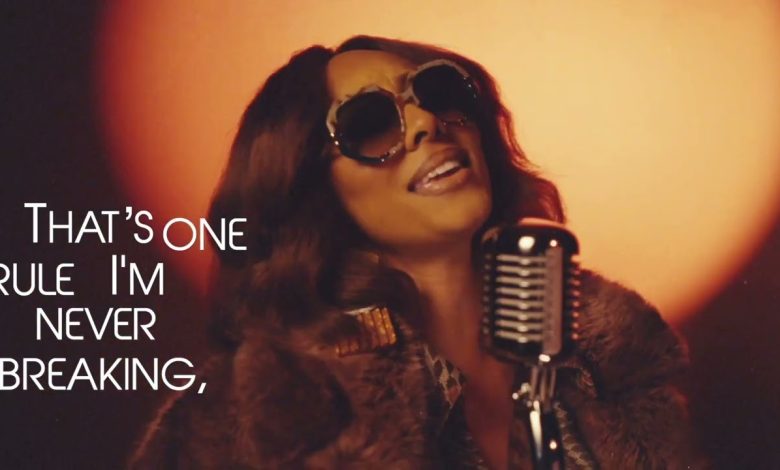 Keri Hilson Say That video